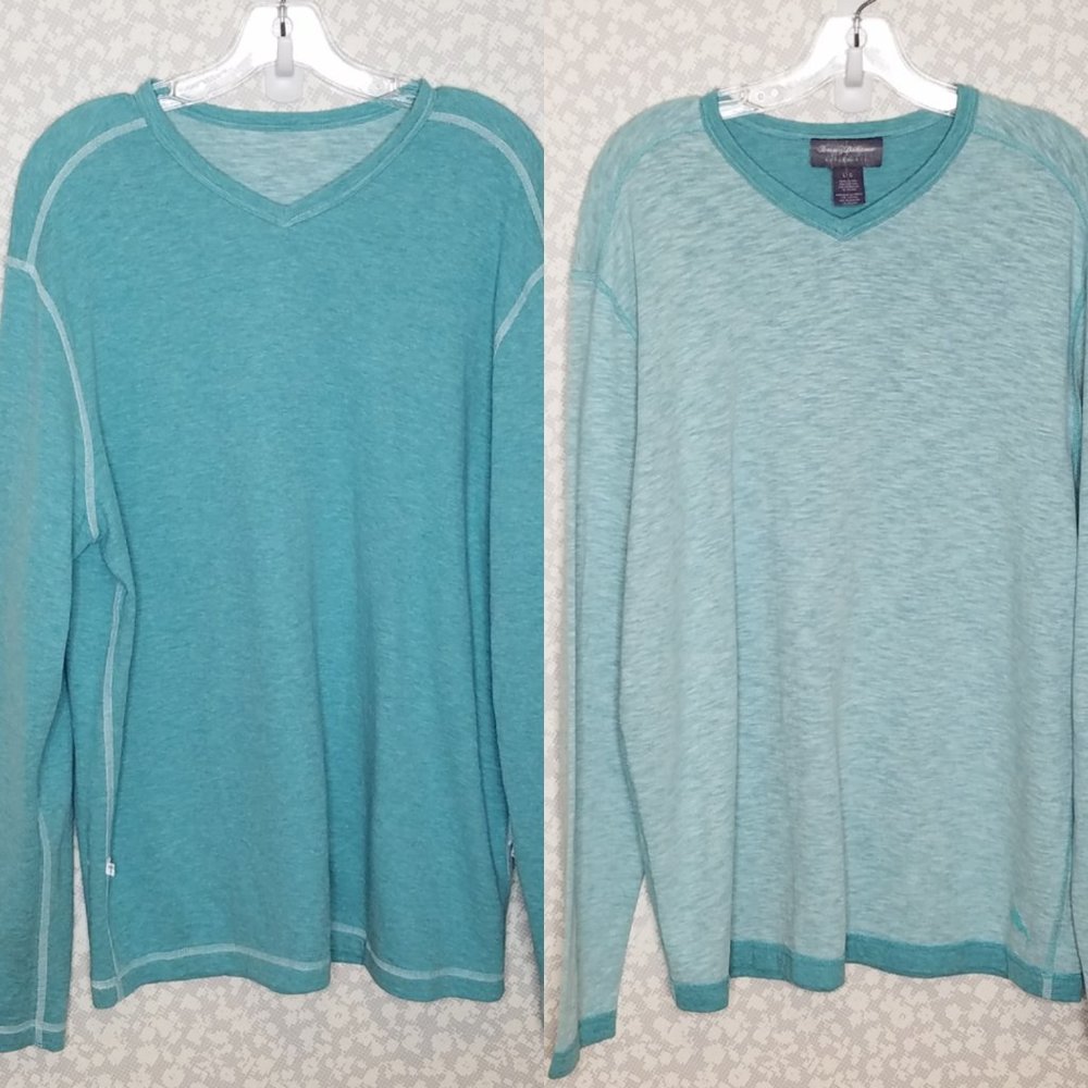 Tommy Bahama Soft Reversible V-Neck Lightweight Sweater
